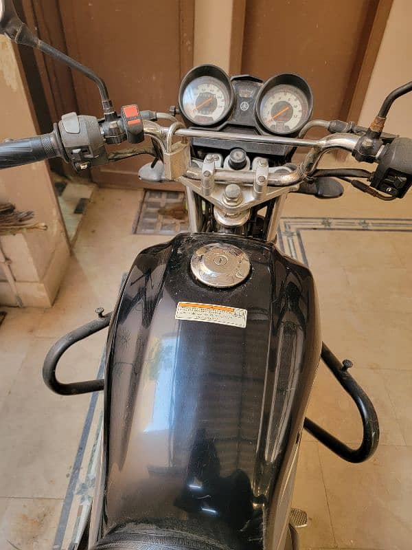 Yamaha YB 125Z 4