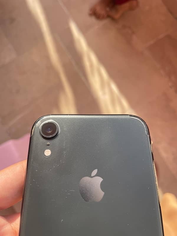 iPhone xr All okay BH 90 Orignal 64 gb koi fault nh ha 9