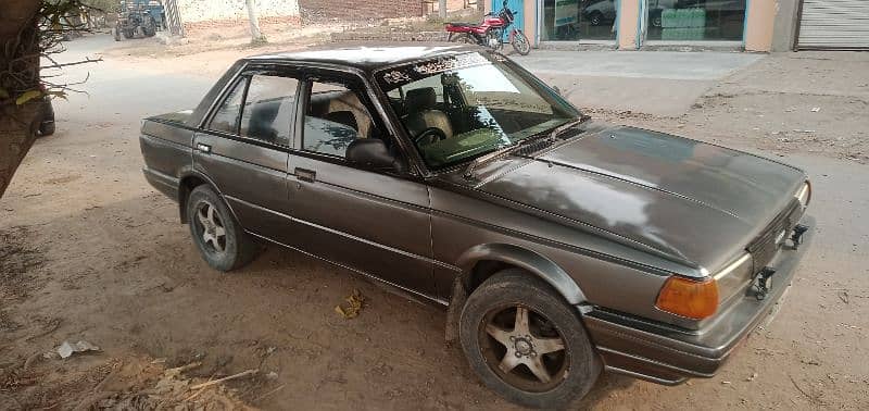 Nissan Sunny 1989 1