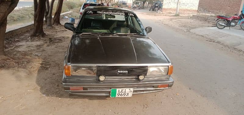 Nissan Sunny 1989 5