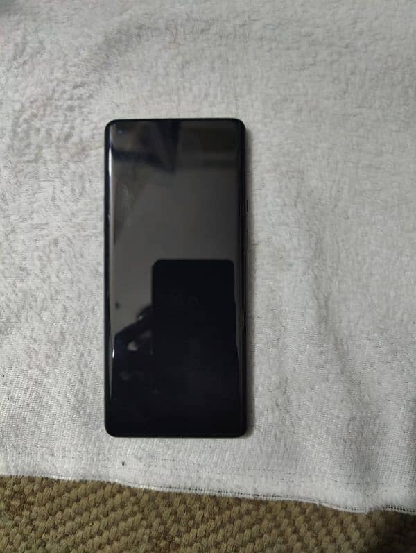 Oneplus 8 pro Dual sim pta approved with charger 4