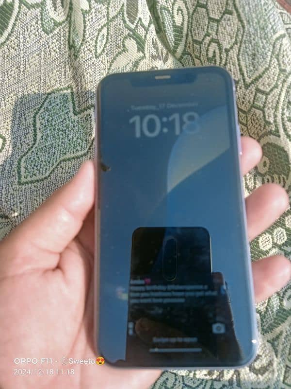 i phone 11 64gb BH75 No open no repair 1