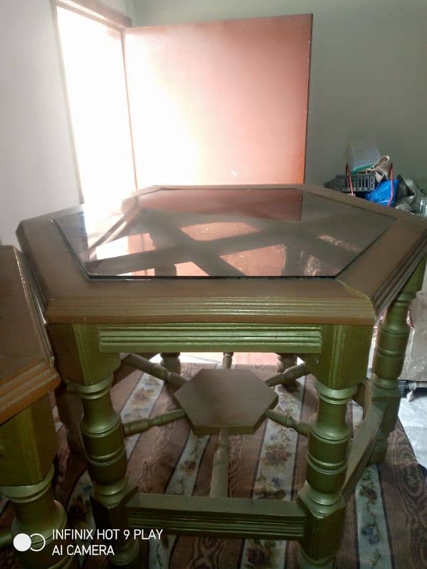 3 table for selling no dent no crack 4