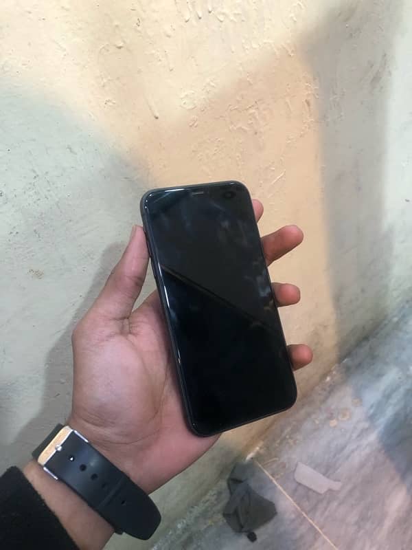 iPhone 11 64gb non Pta 0