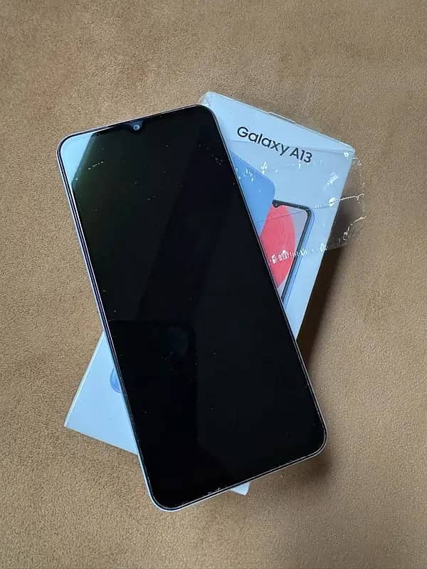 Samsung Galaxy A13 4GB 64GB Dual Sim | 10/10 condition 0