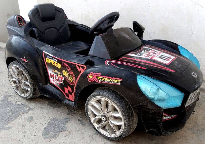 Good Condition Electric Kid's Car 0