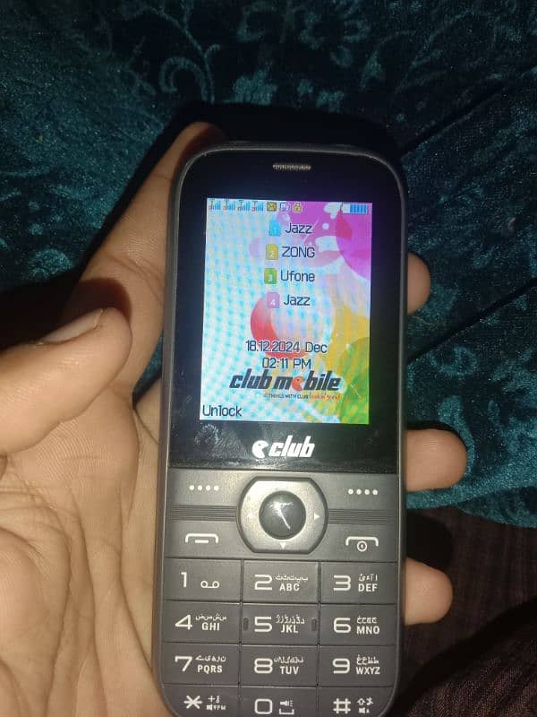 keypad mobile 1week use 4 sim wala ha 0