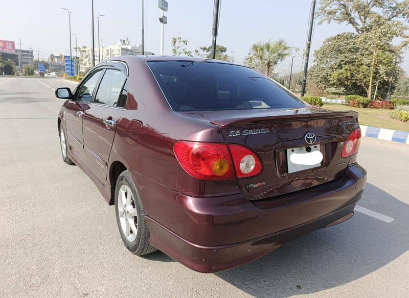 Toyota Corolla Se Saloon Auto  2004 4