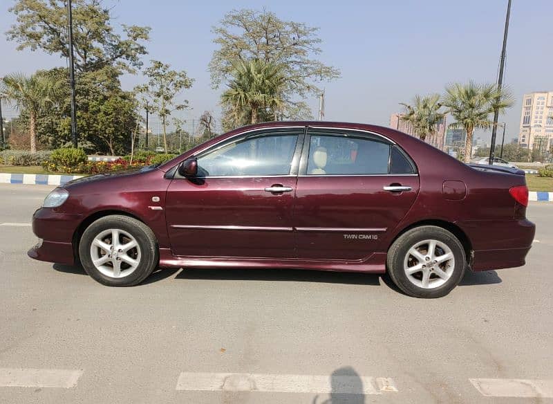 Toyota Corolla Se Saloon Auto  2004 7