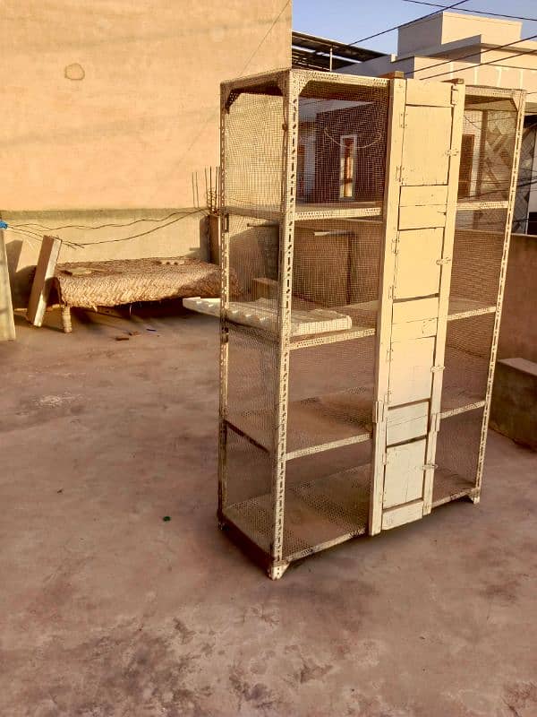 hen cage available 6