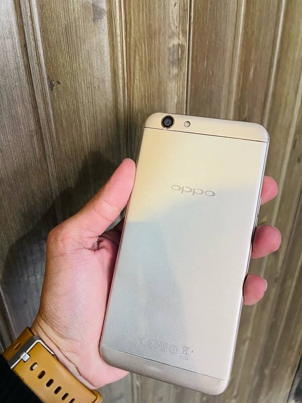 Oppo F1s 2