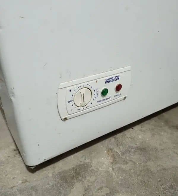 freezer for sale good condition  NO. 0348/5600/800 5