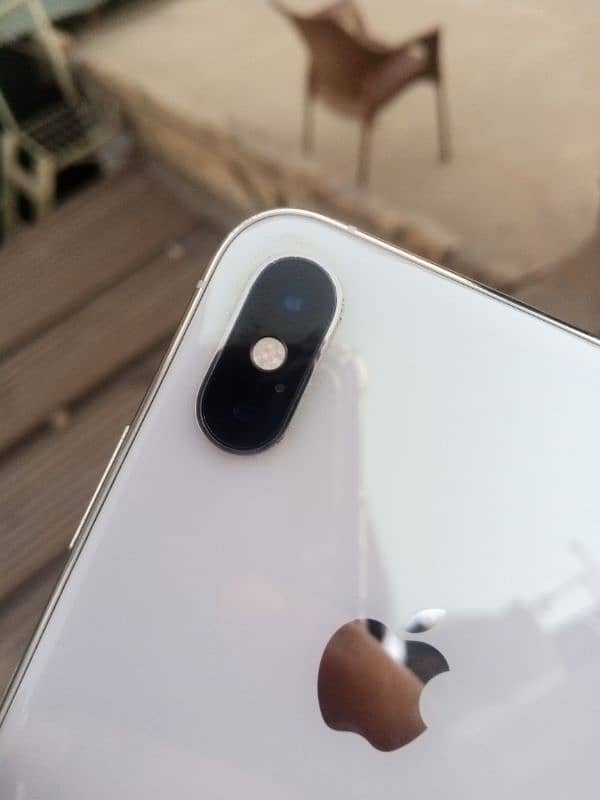 xs Max. 0