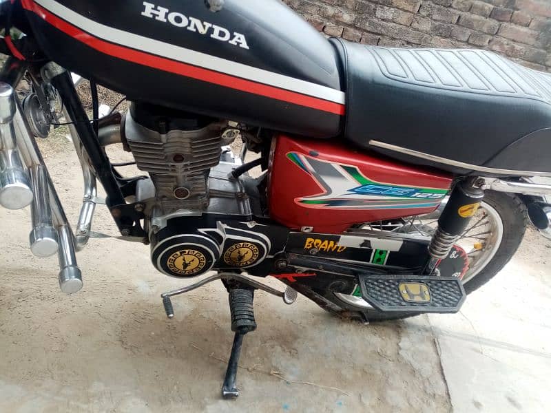 honda 125 2011 modal lush condition gujrat number 2