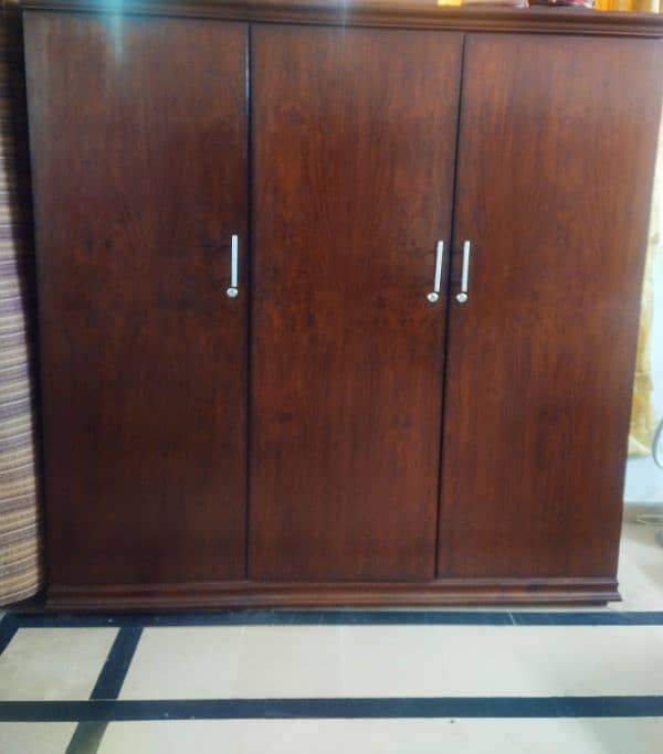 Wooden wardrobe | 3 door wooden wardrobe for sale 0