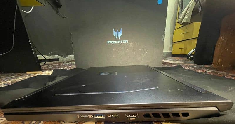 Predator Helios 300 PH317-53-75Y0 Gaming LapTop 3