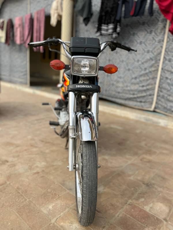 honda 125 for sale full lush condition 2021 model all documents clear 1