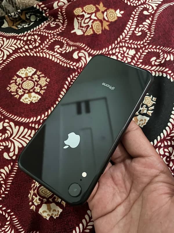 iphone XR 3