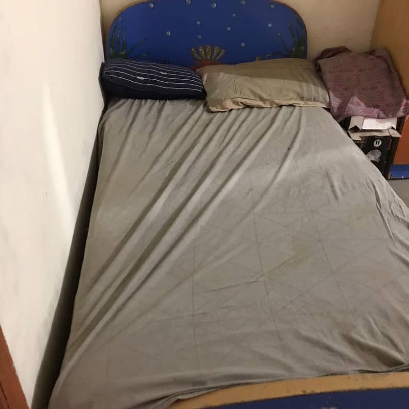 single bed 0