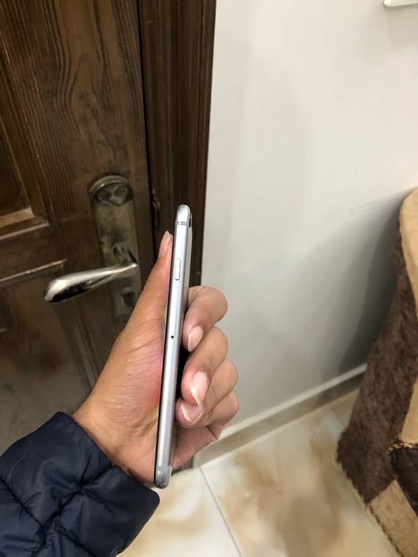 iphone 6s 64 PTA 4