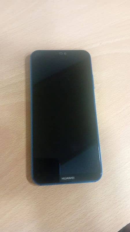 Huawei P20 Lite blue color in good condition with box 3