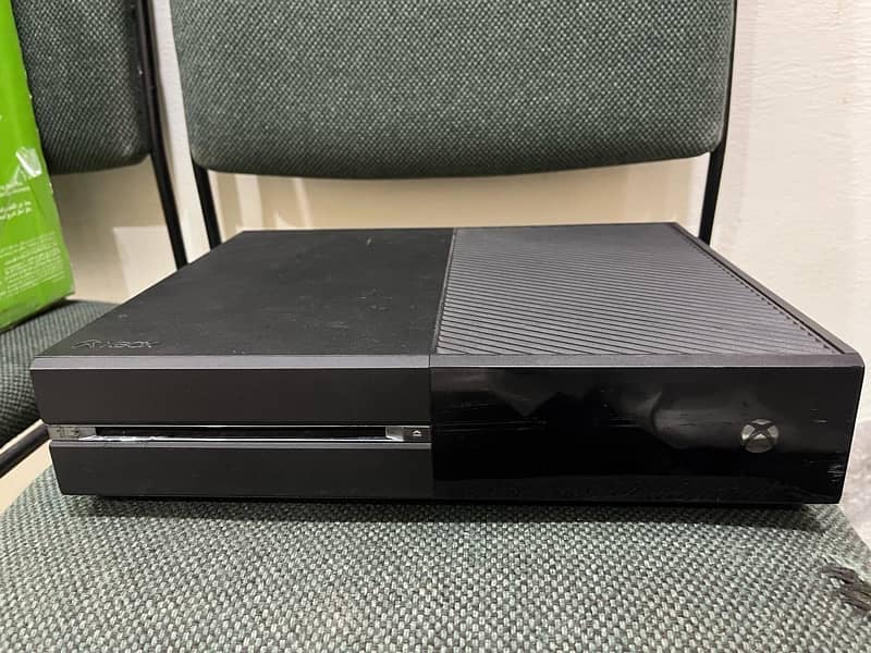 Xbox One 500GB 4