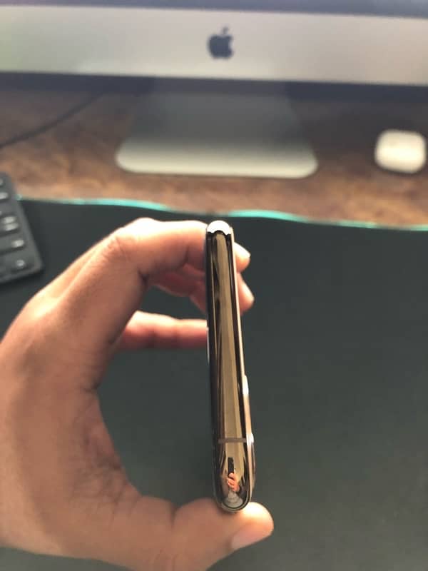 Apple iPhone 11 Pro Max Non PTA Non Active 4