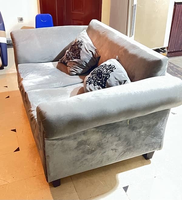 6 seater sofa set in good condition , Lahore 4