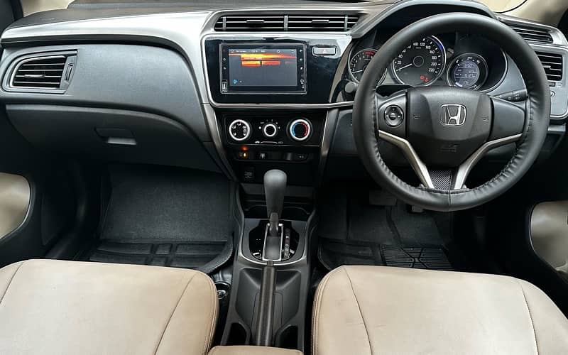 Honda City 1.2 CVT 6