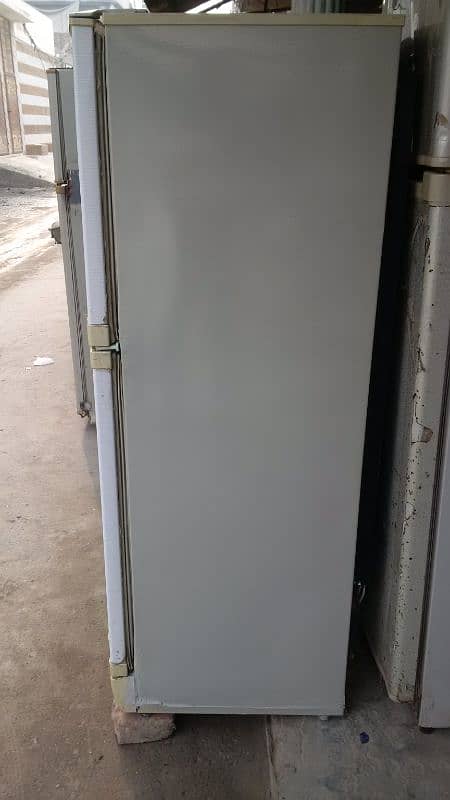 Pel Refrigerator 03027696894 3