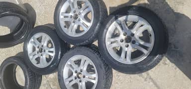 Alloy Rims with Tyres