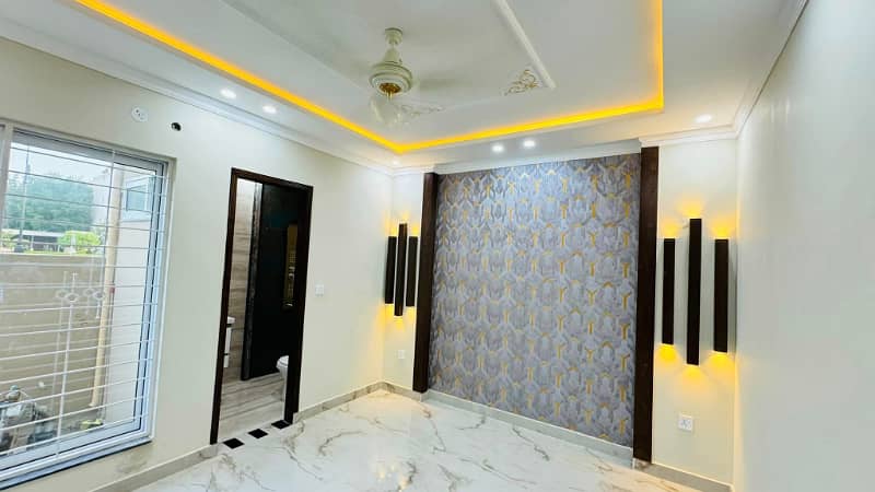 5 Marla Full house For Rent In Park View City Lahore. 5