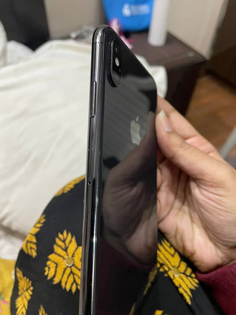 iPhone Xs Max NON PTA 256GB 3