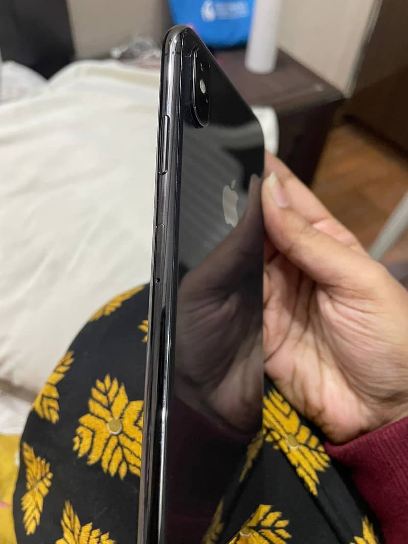 iPhone Xs Max NON PTA 256GB 6