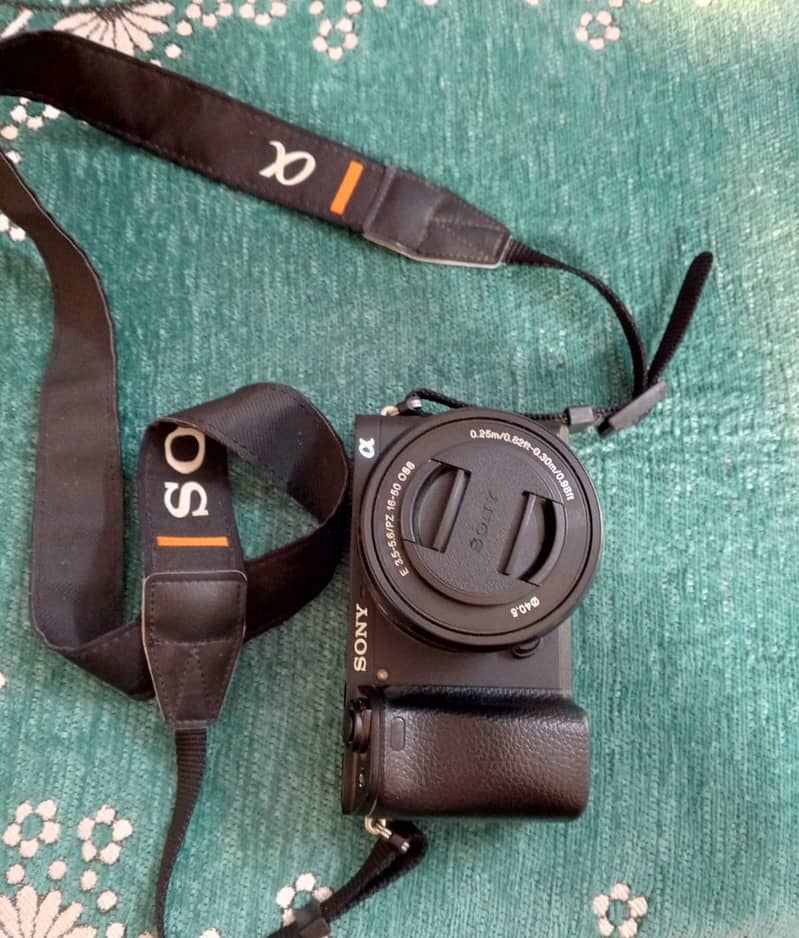 Sony a6400 for sale, rarely used. 0