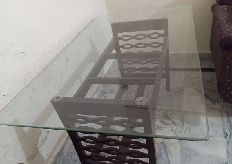 used dinning table 0