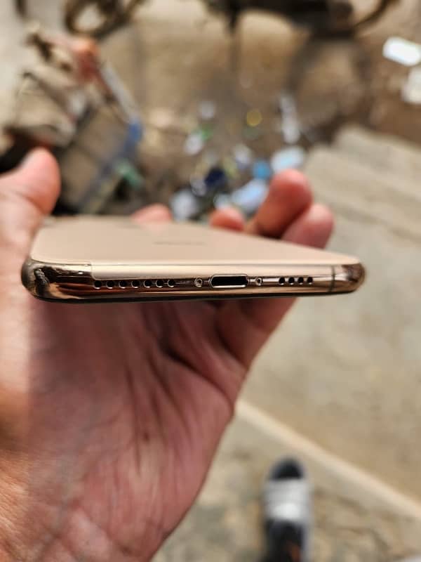 Iphone xs max 64GB PTA Approved 2