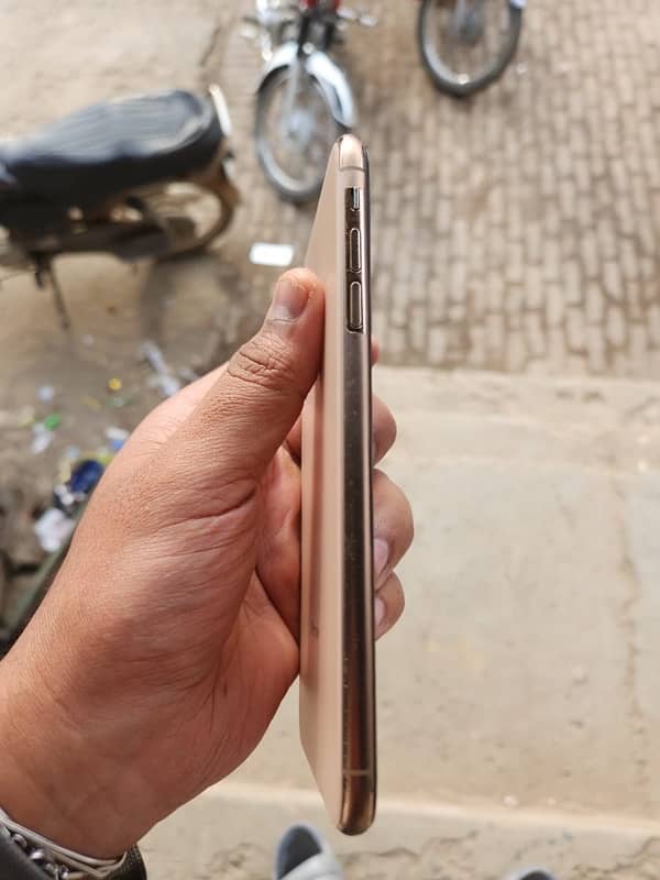 Iphone xs max 64GB PTA Approved 5