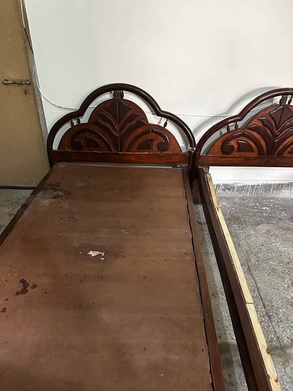 2 single bed well condition 3