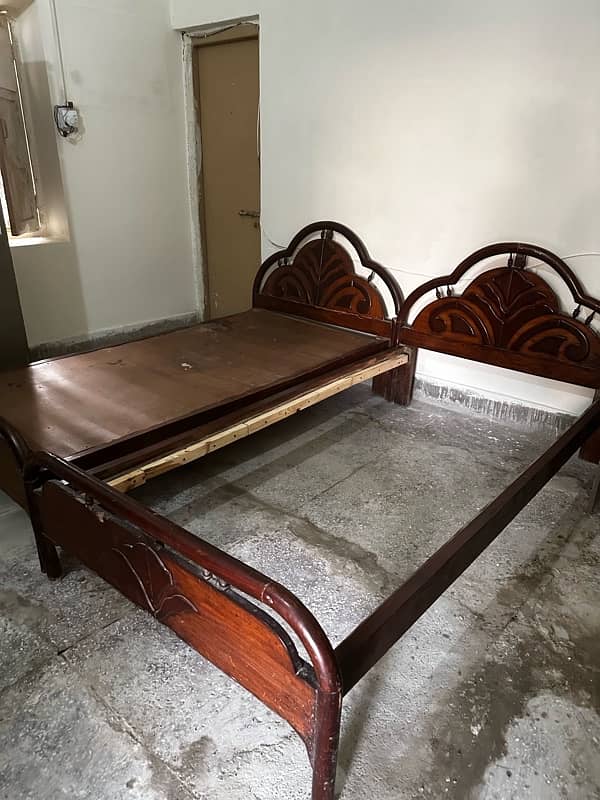 2 single bed well condition 4