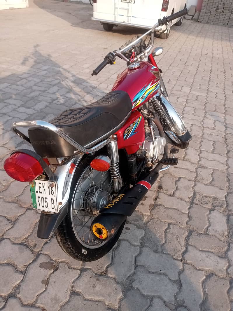 Honda CG 125 2018b genioun bike 1