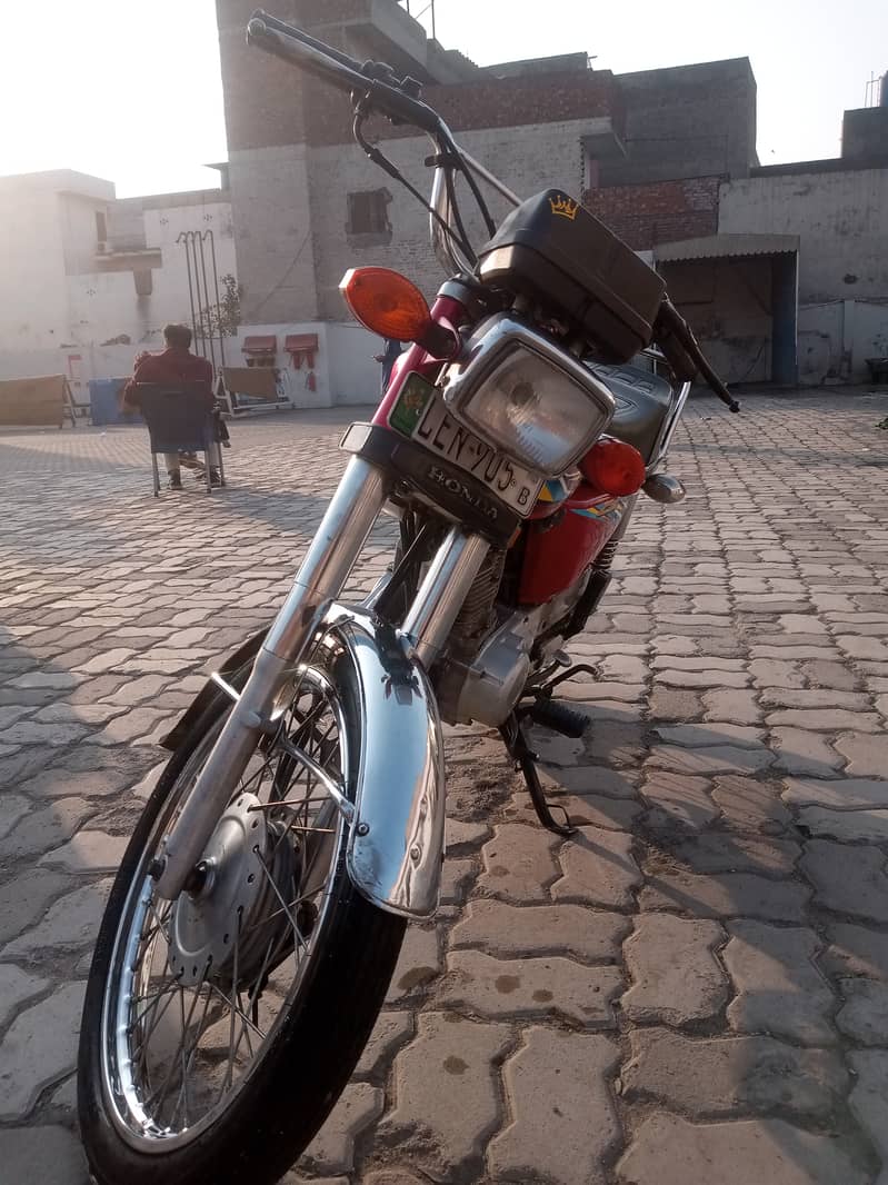 Honda CG 125 2018b genioun bike 4