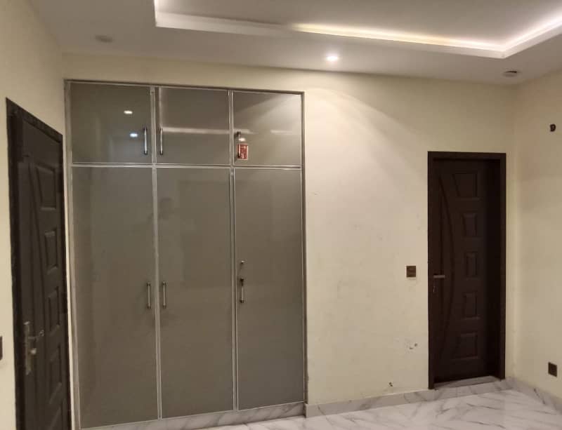 0ne Bed Non Furnished Apartment Available For Sale 3