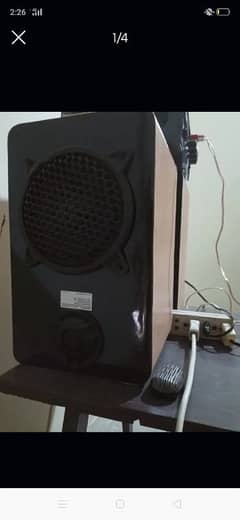 two Dec speaker with amplifier