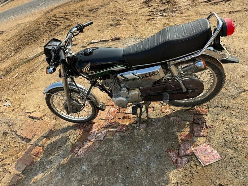 Honda 2022/2023 self start new condition 0