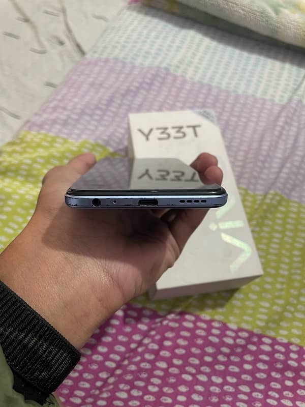 vivo y33t 8/128 with box 5