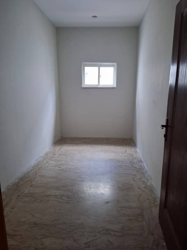 1 KANAL BEAUTIFUL UPPER PORTION AVAILABLE FOR RENT IN FAZAIA HOUSING SOCIETY 6