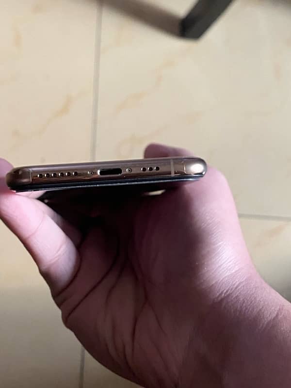 iphone xs dual pta 5