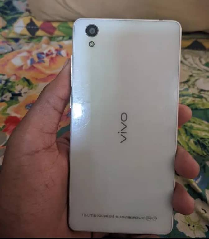 I want to sell my cell phone Vivo y51a urgent sale 1