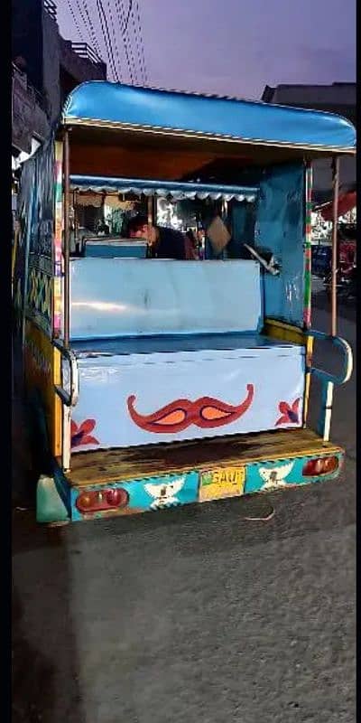 6 Seater Taz Raftar Auto Rickshaw 1